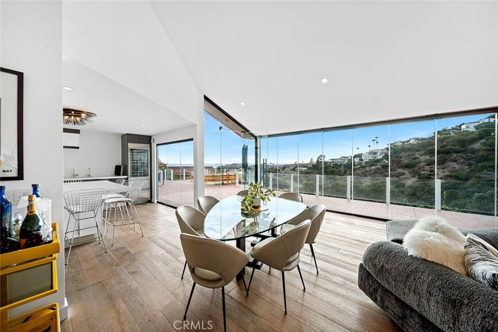 Laguna Beach, CA 92651,343 Emerald Bay