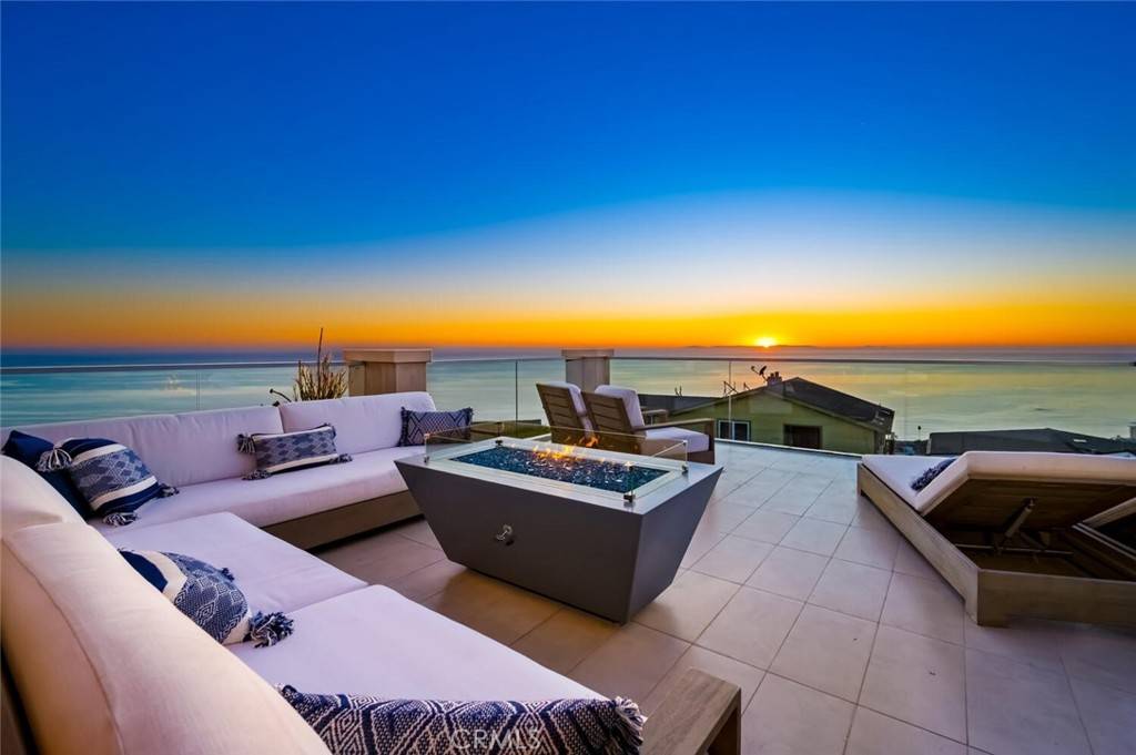 Laguna Beach, CA 92651,2300 Crestview