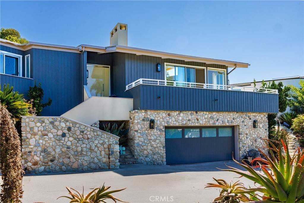 Laguna Beach, CA 92651,647 Virginia Park