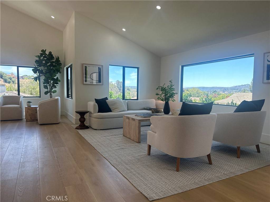 Laguna Hills, CA 92653,26622 Stetson