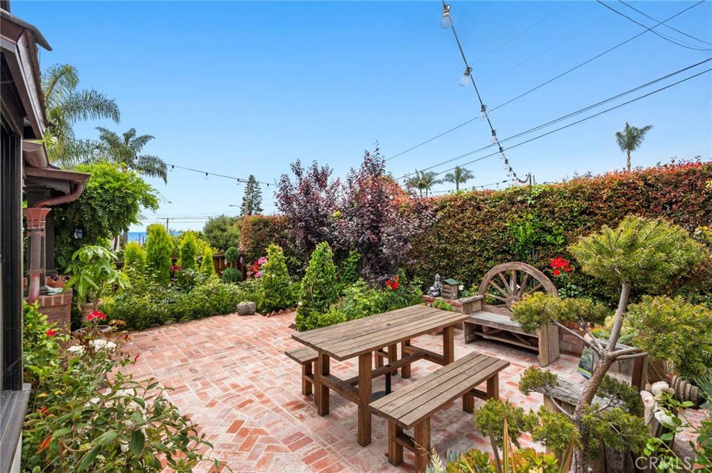 Laguna Beach, CA 92651,615 Seaview Street