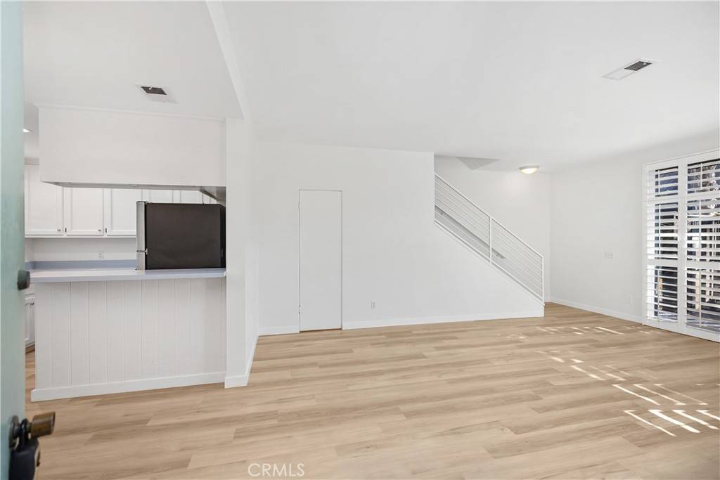 Laguna Beach, CA 92651,339 Cypress DR