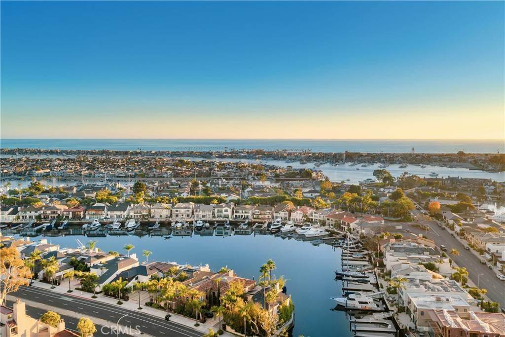 Newport Beach, CA 92660,612 Harbor Island DR