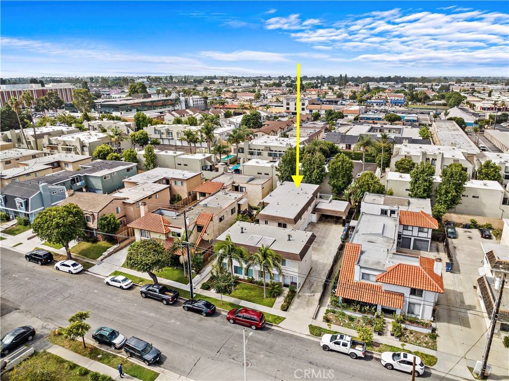 Huntington Beach, CA 92647,17661 Van Buren LN #D