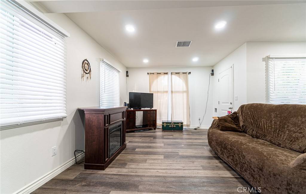 El Sereno, CA 90032,2925 Phelps AVE