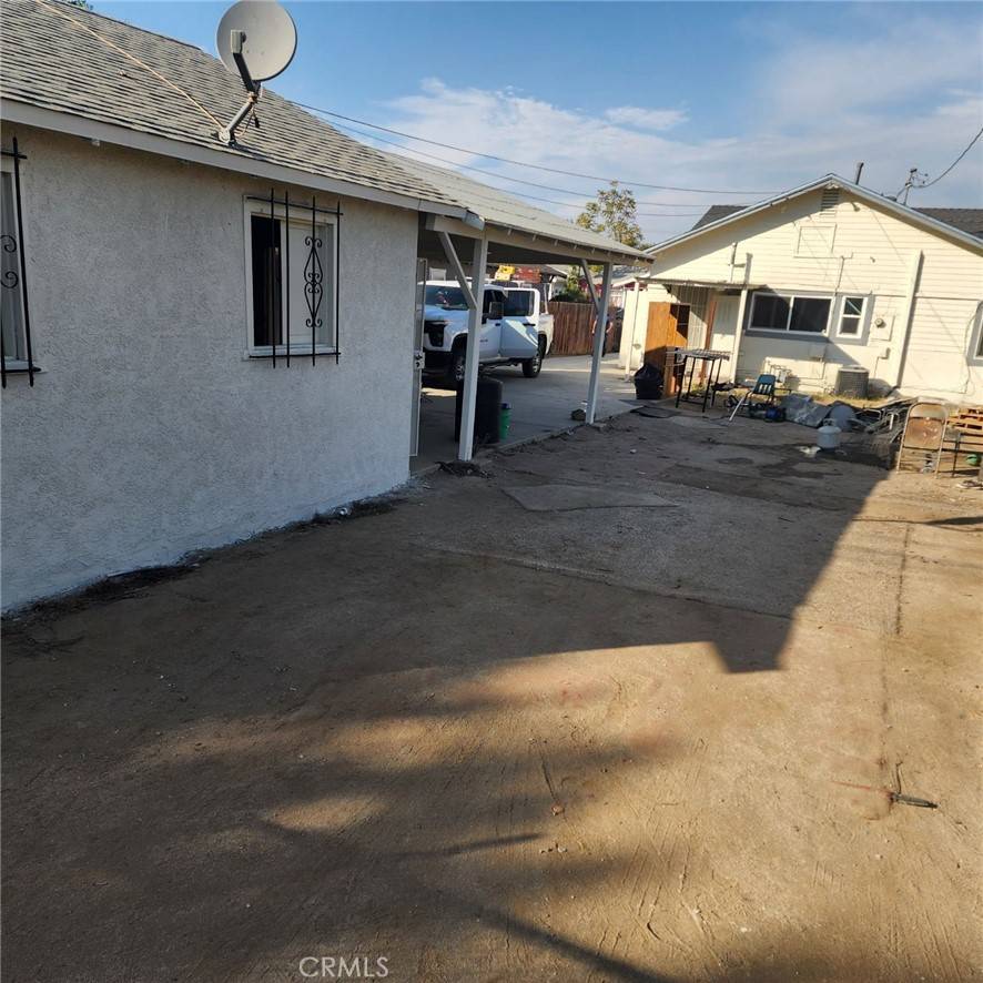 Perris, CA 92570,251 W 4th ST