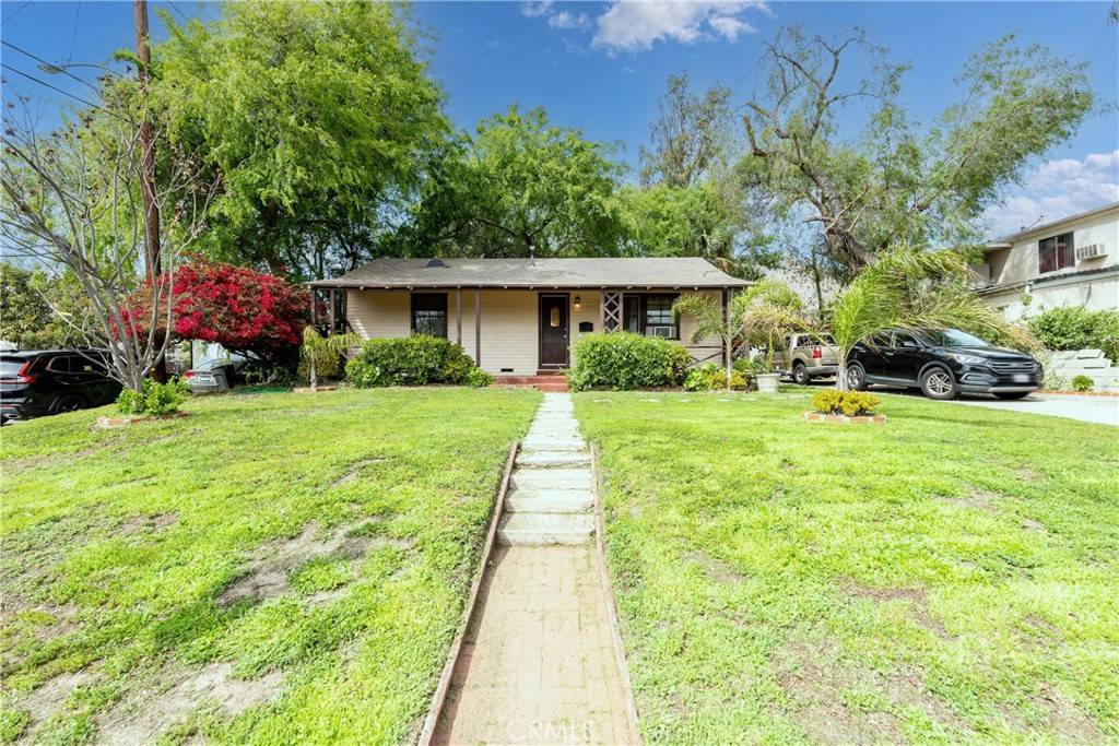 Pasadena, CA 91104,1655 E Woodbury RD