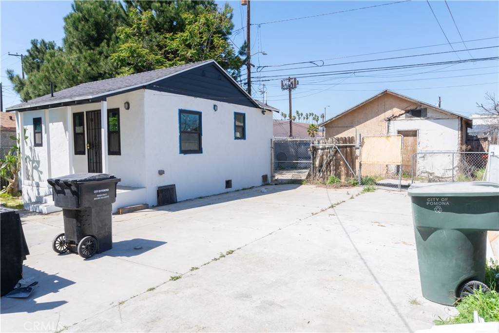 Pomona, CA 91766,915 E 3rd ST