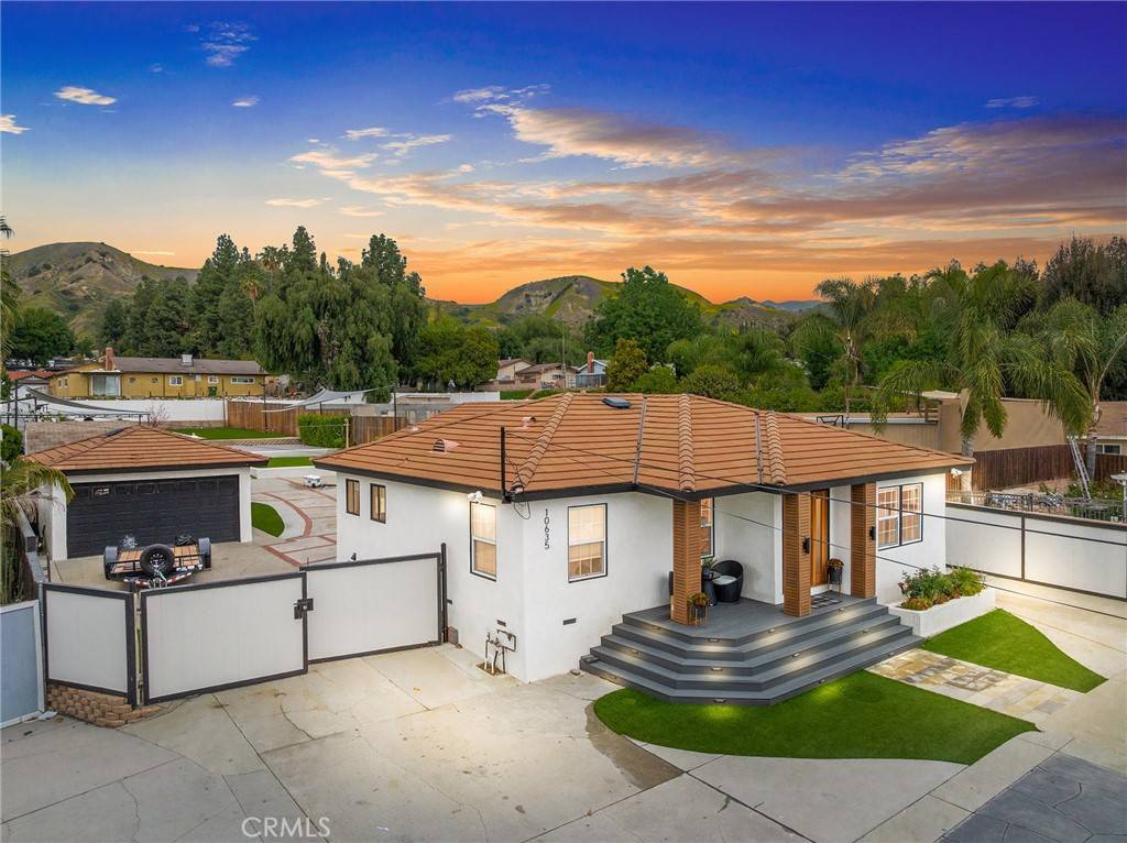 Sylmar, CA 91342,10635 Foothill BLVD