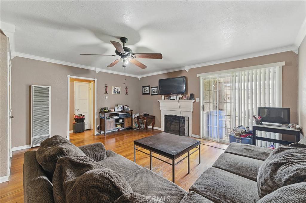 Norwalk, CA 90650,14423 Dumont AVE