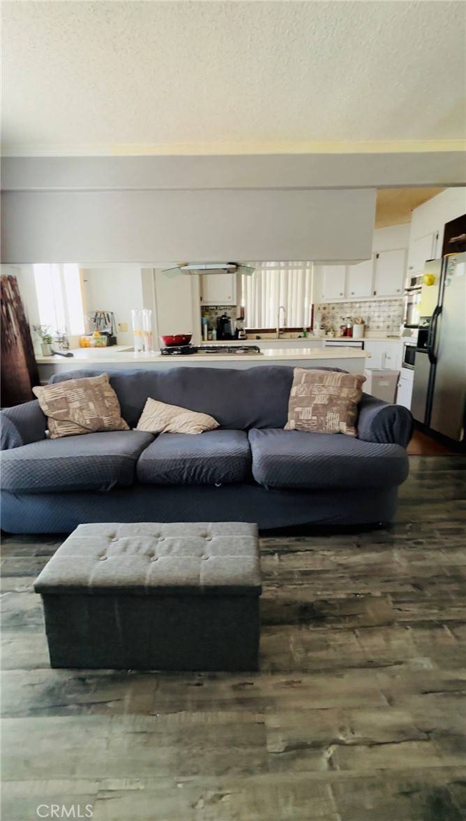 Compton, CA 90220,19009 S Laurel Park RD #472