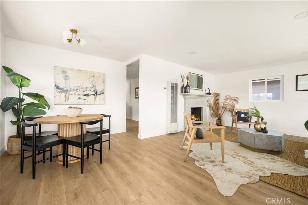 Long Beach, CA 90805,5922 John AVE