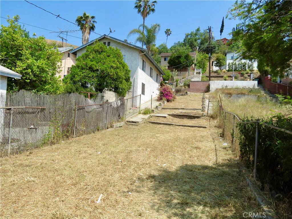 Los Angeles, CA 90031,453 Clifton ST