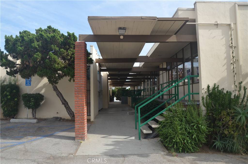Montebello, CA 90640,3001 Beverly BLVD W #101