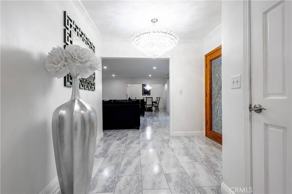Downey, CA 90241,7847 Brookmill RD