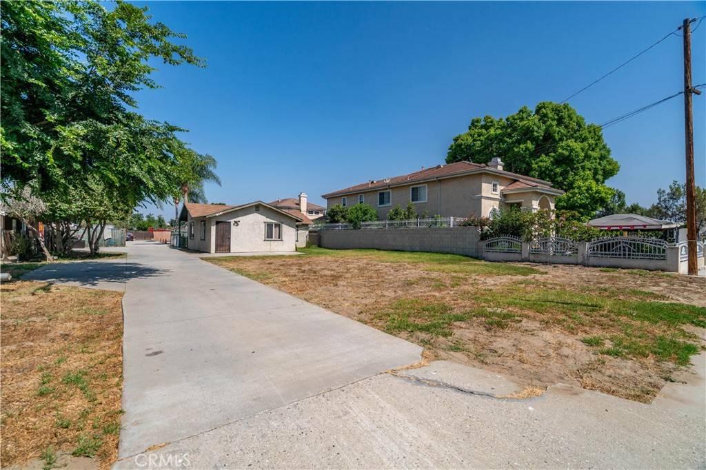 El Monte, CA 91732,2843 Parkway DR