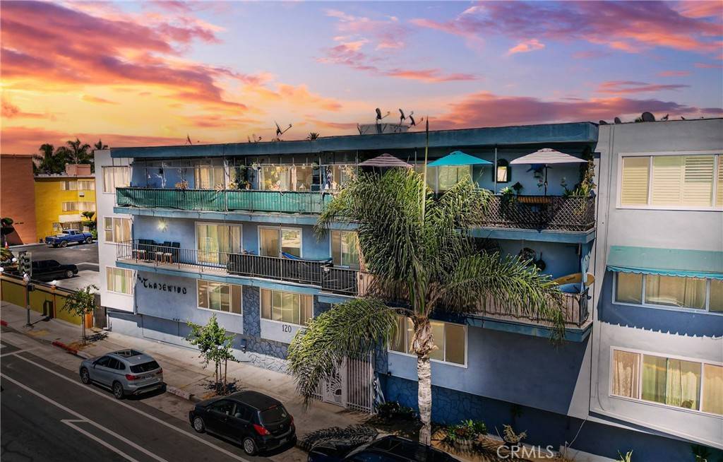 Long Beach, CA 90802,120 Alamitos AVE #14