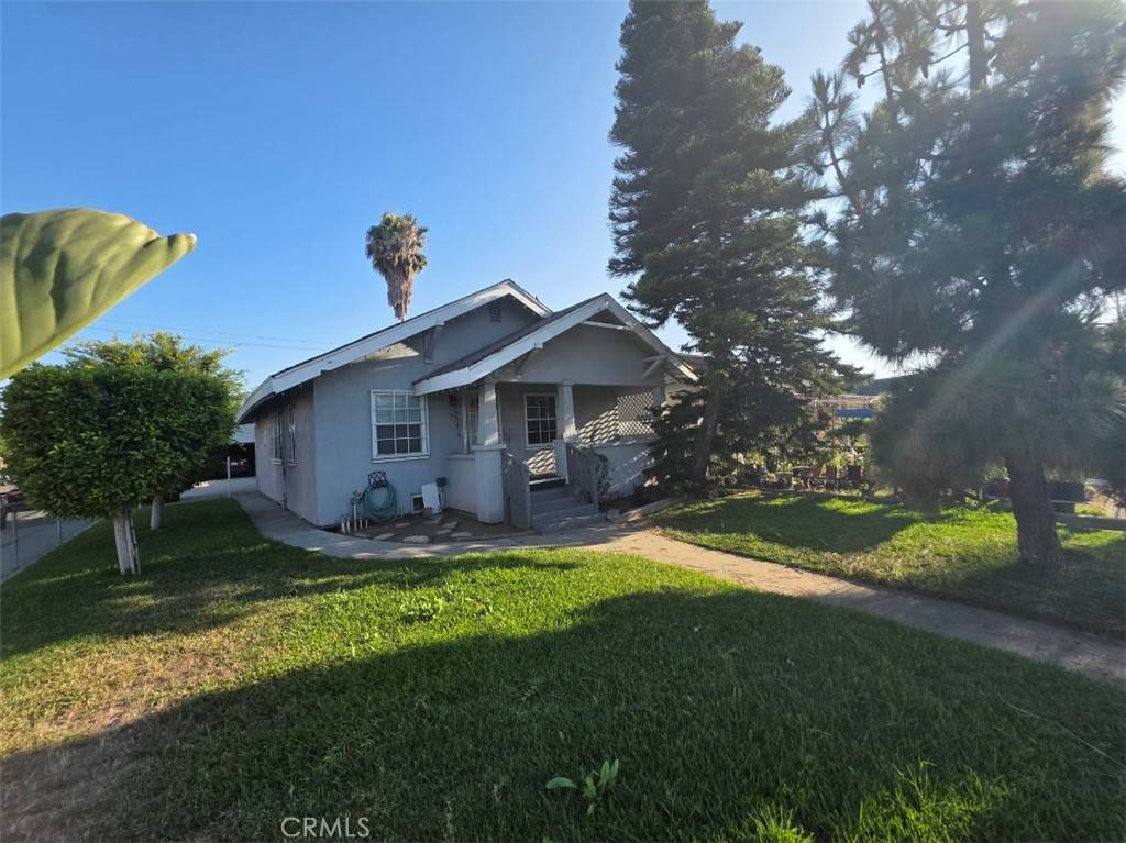 Los Angeles, CA 90063,3424 E Cesar E Chavez AVE
