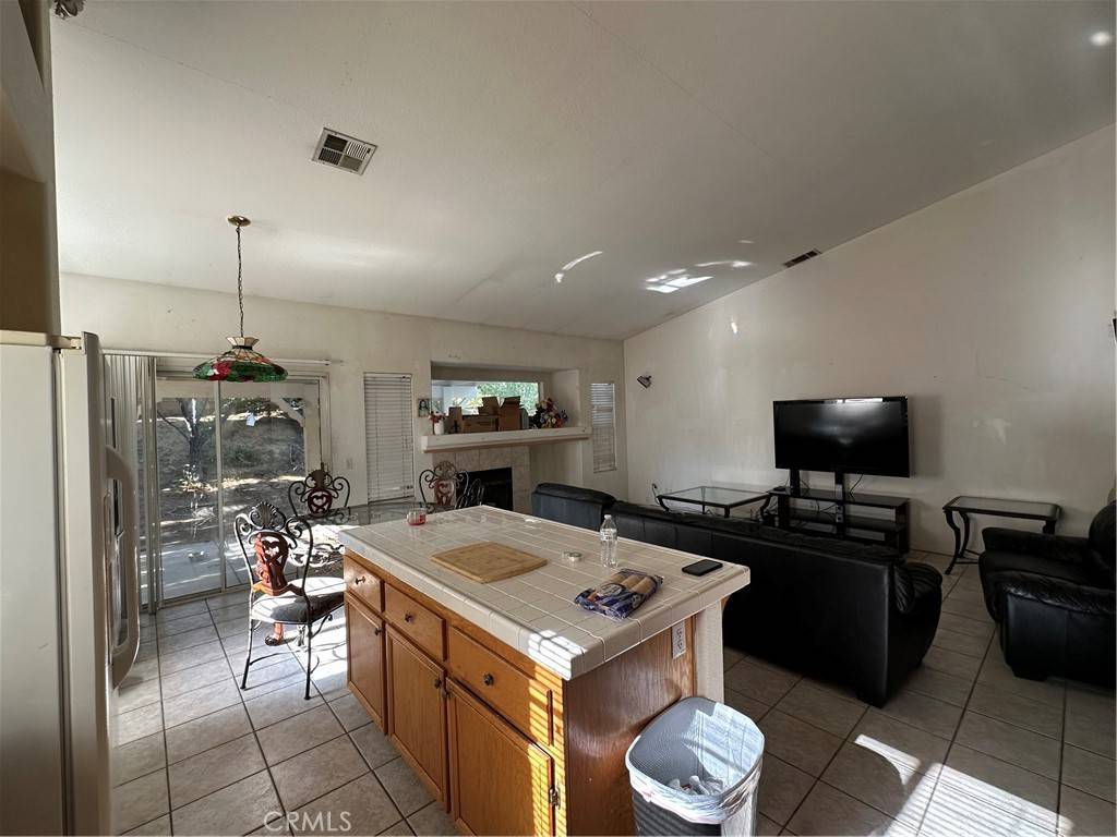Palmdale, CA 93551,3401 Fairgreen LN