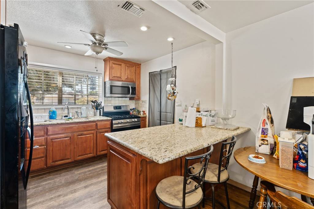 West Covina, CA 91790,944 S Russelee DR