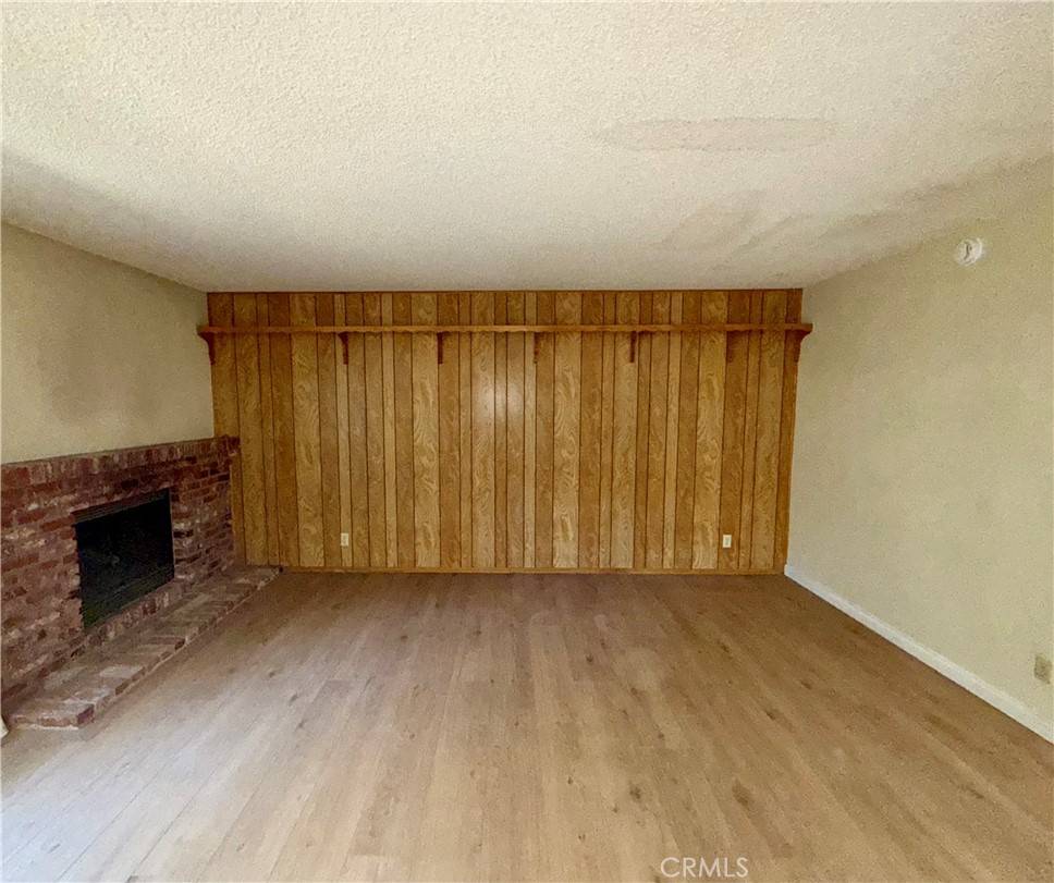 Sylmar, CA 91342,14344 Foothill BLVD #306