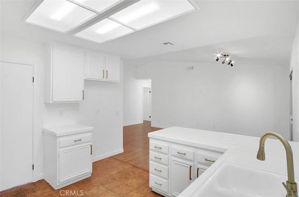 Lancaster, CA 93535,1012 Lightcap ST