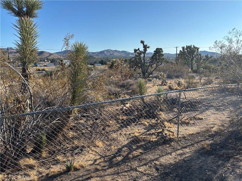 Yucca Valley, CA 92284,57645 Warren Way