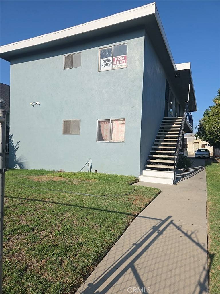 Los Angeles, CA 90011,1451 E 21st #2