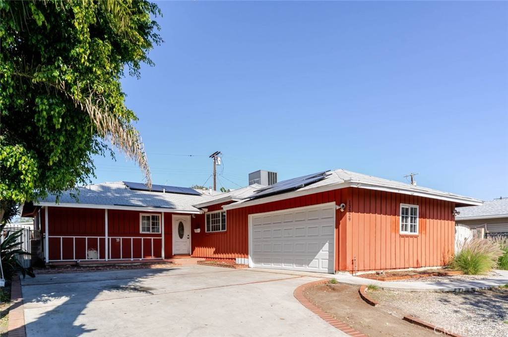 Arleta, CA 91331,13329 Chase ST