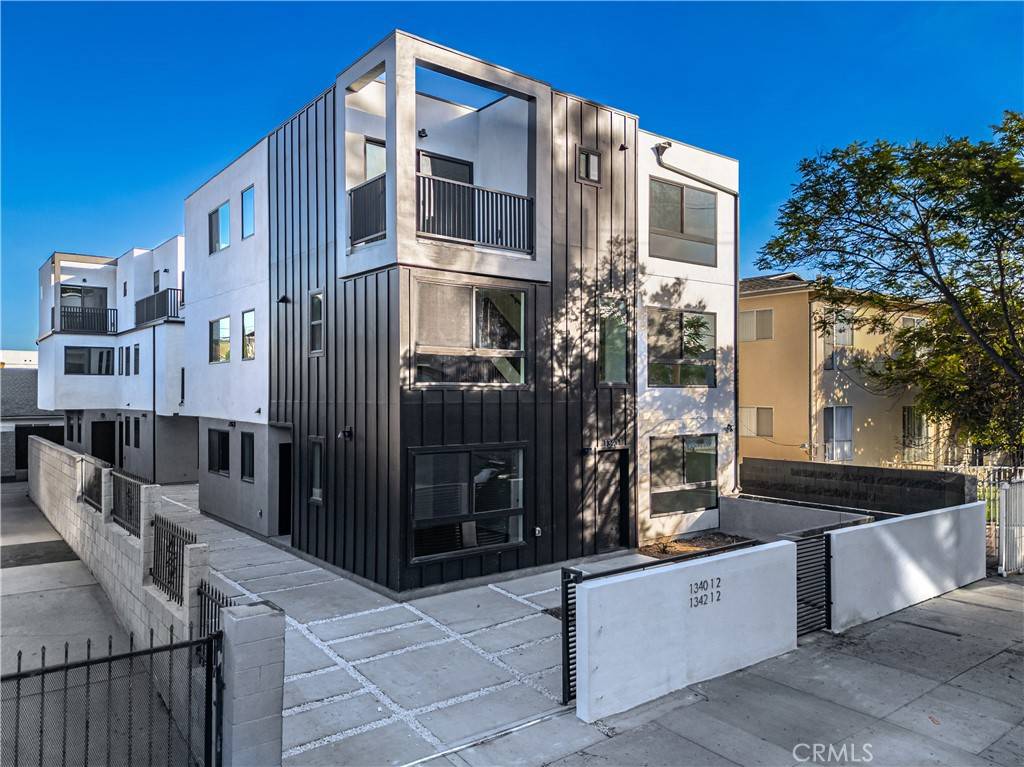 Los Angeles, CA 90027,1342 Kingsley #1