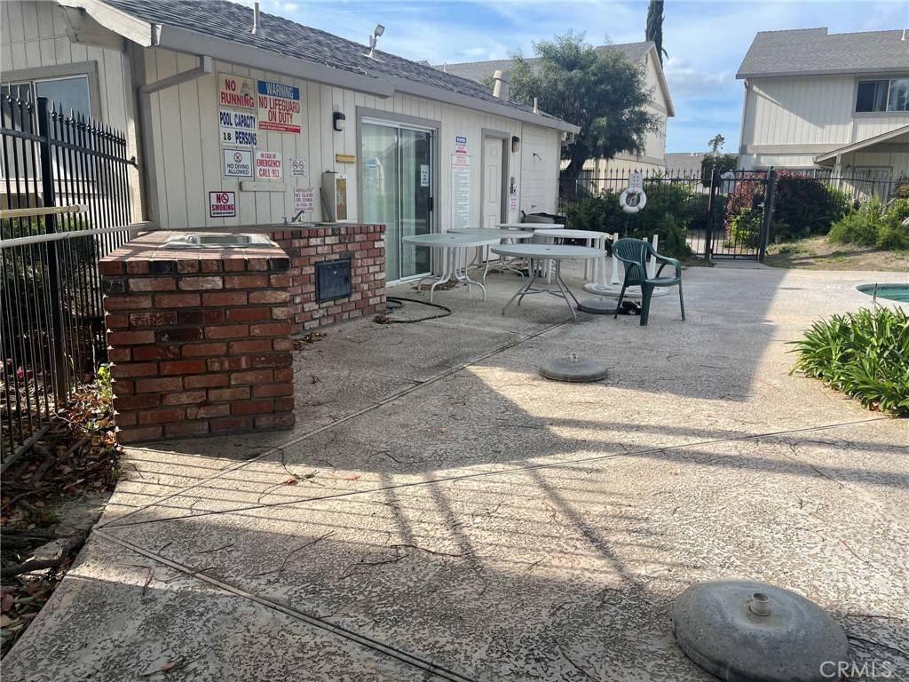 Merced, CA 95341,1808 Merced AVE