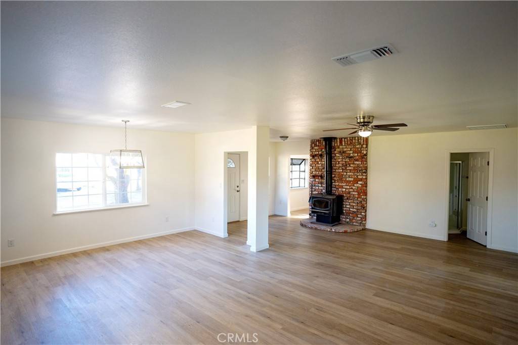 Snelling, CA 95369,15857 4th ST