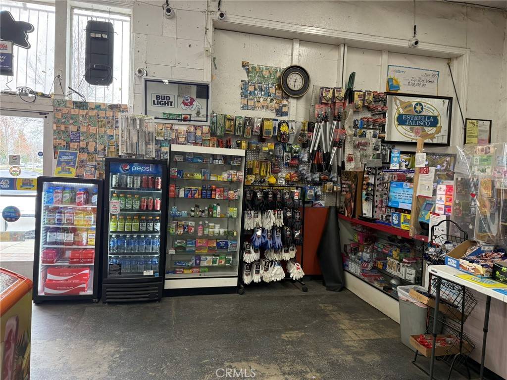 Parlier, CA 93648,766 Fresno ST