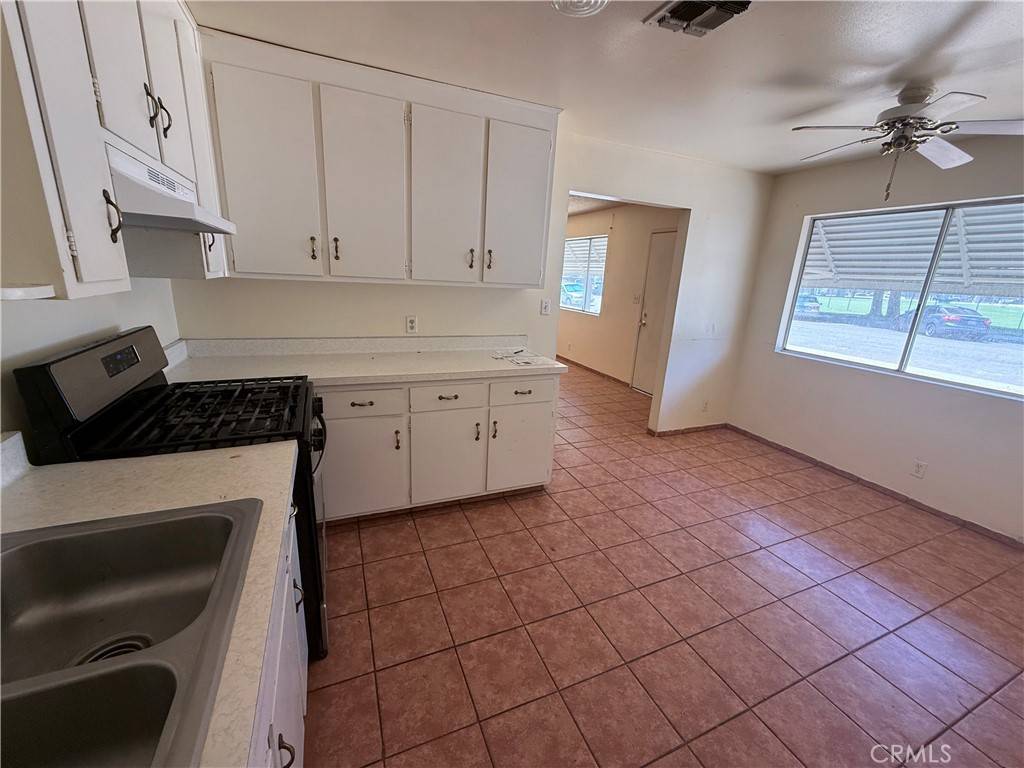 Chowchilla, CA 93610,105 Orange AVE