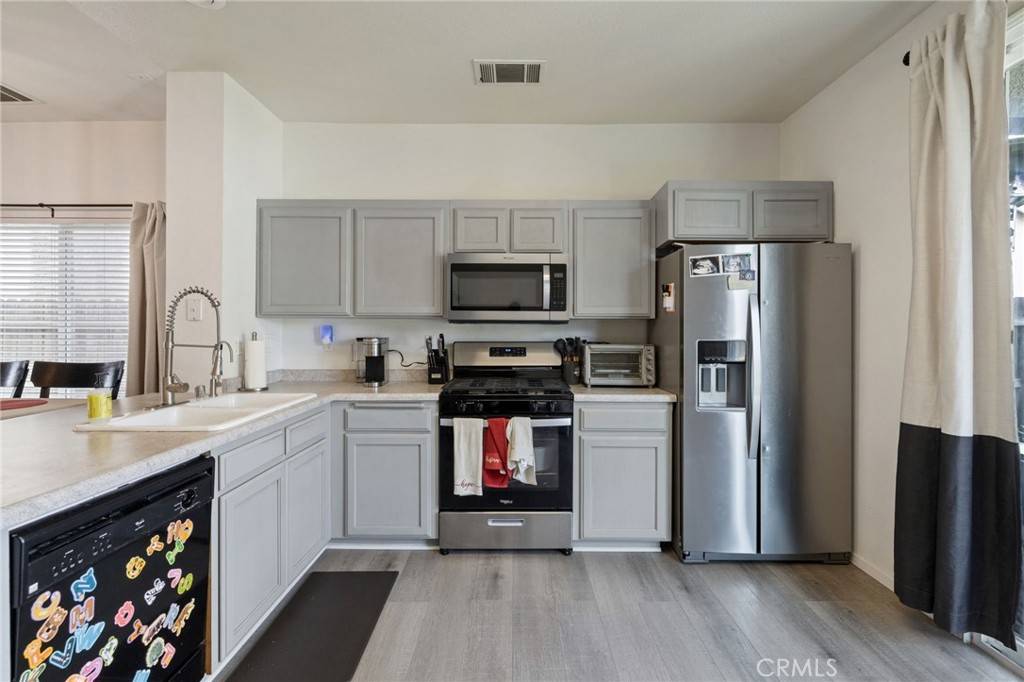 Hanford, CA 93230,1791 W Merritt ST