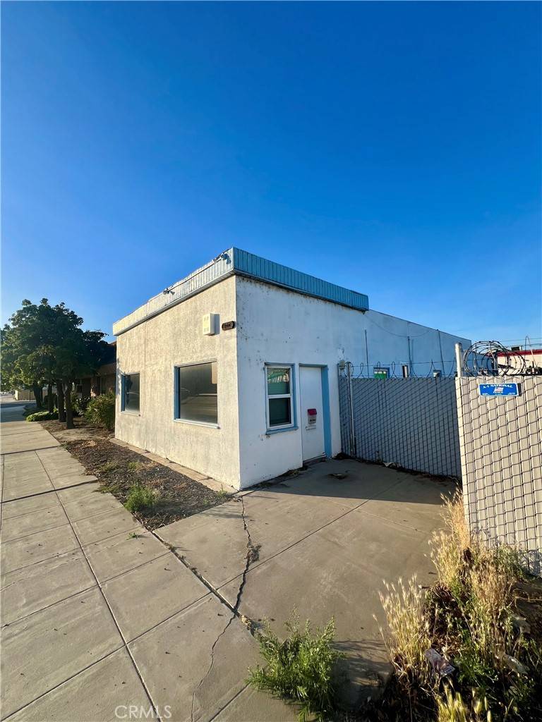 Firebaugh, CA 93622,927 N ST