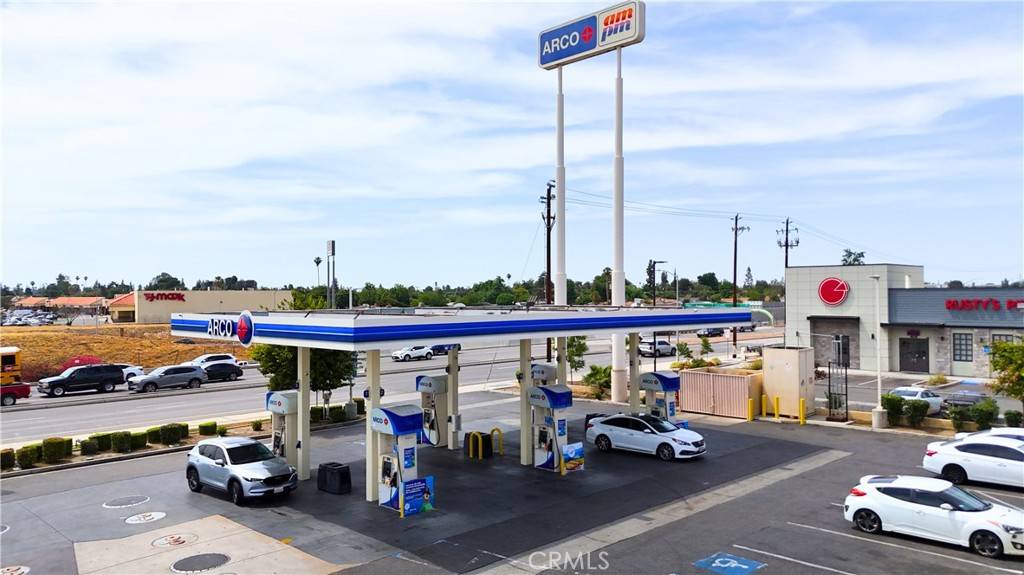 Bakersfield, CA 93304,3220 Ming AVE