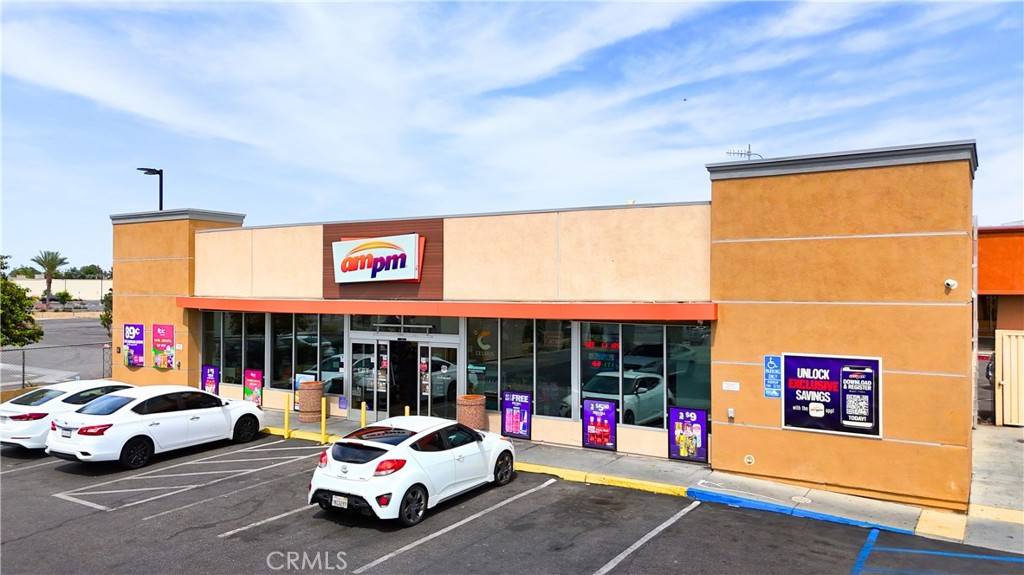 Bakersfield, CA 93304,3220 MING AVE