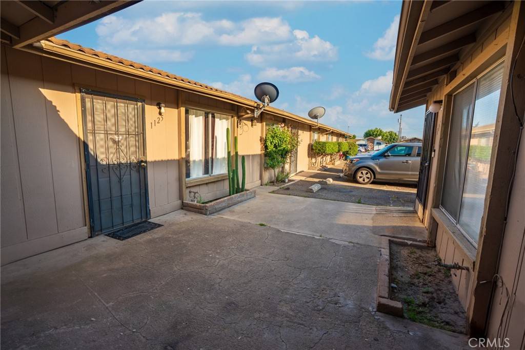 Atwater, CA 95301,1121 Swaps ST