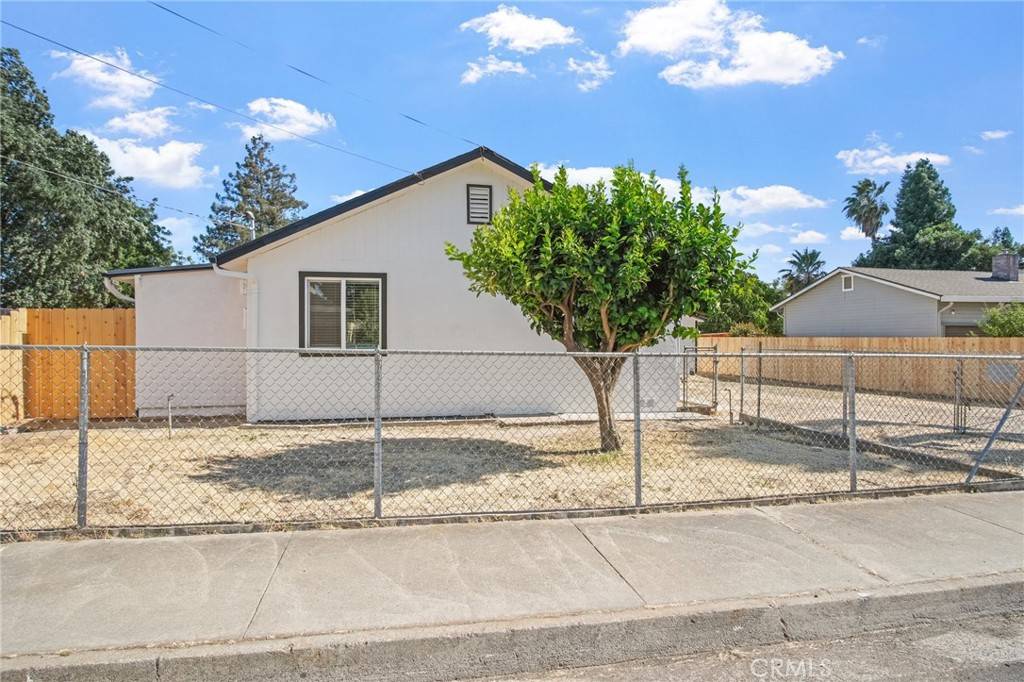 Riverbank, CA 95367,3742 Iowa AVE
