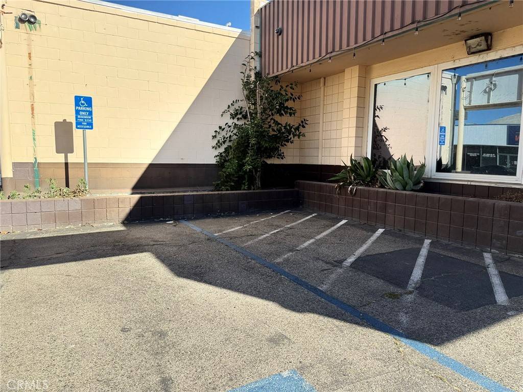 Merced, CA 95340,1327 W 18th ST