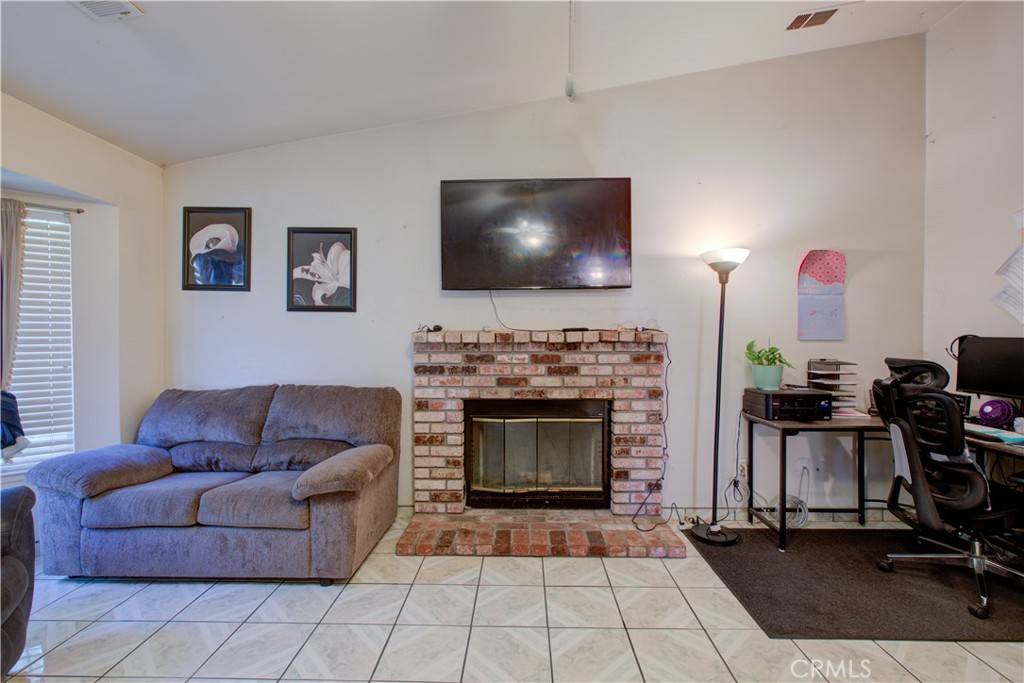 Livingston, CA 95334,2064 Glenmoor PL