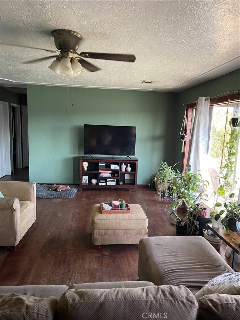 Atwater, CA 95301,537 Drakeley AVE