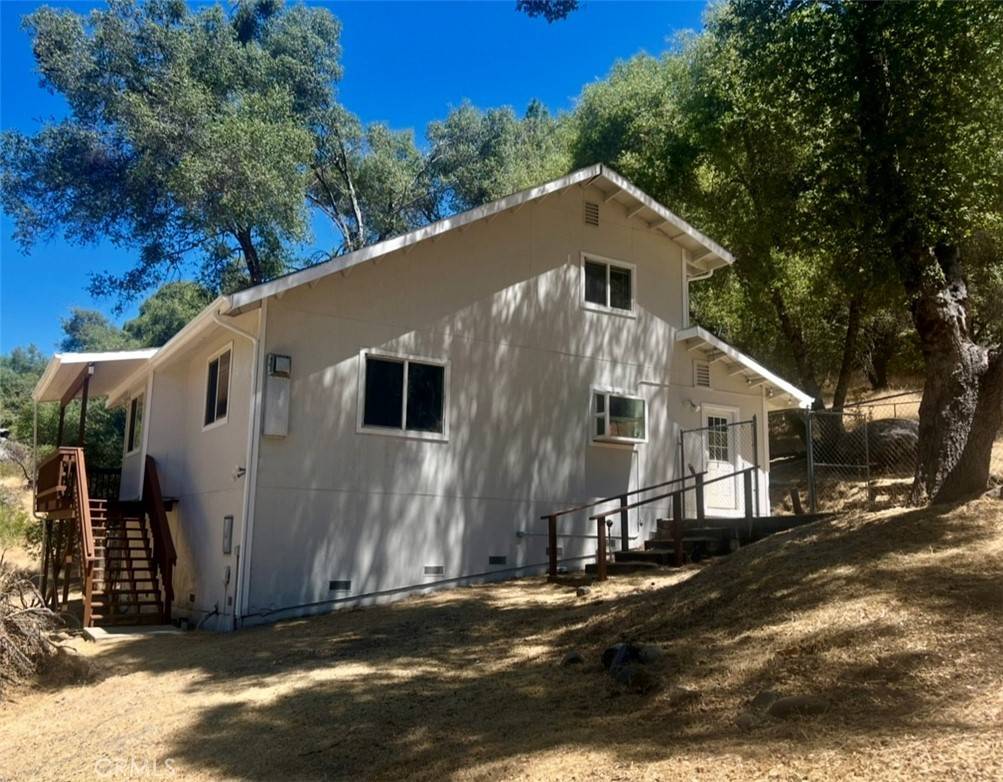Mariposa, CA 95338,3616 Manzanita RD