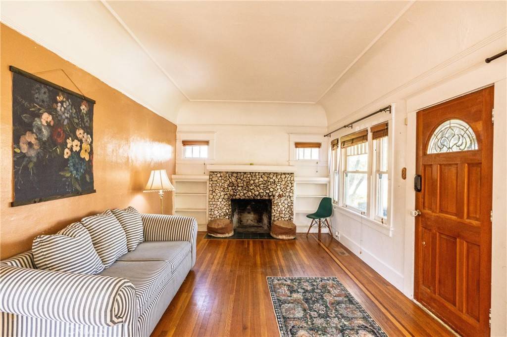 Merced, CA 95340,902 W 20th ST