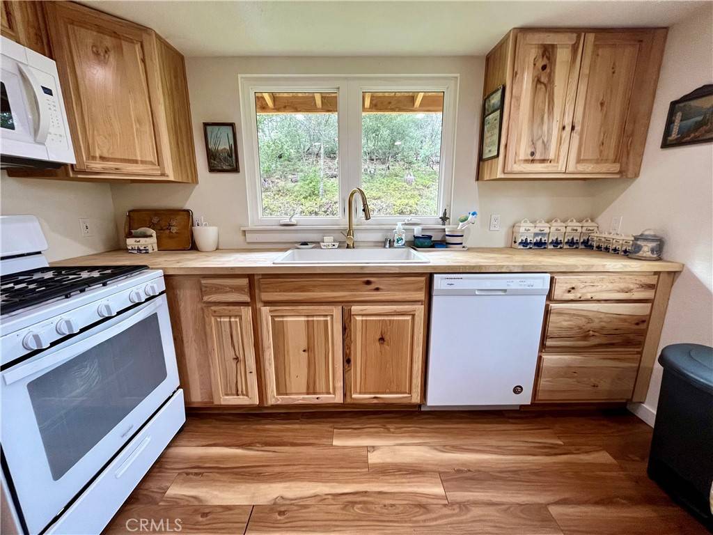 North Fork, CA 93643,35197 Road 222