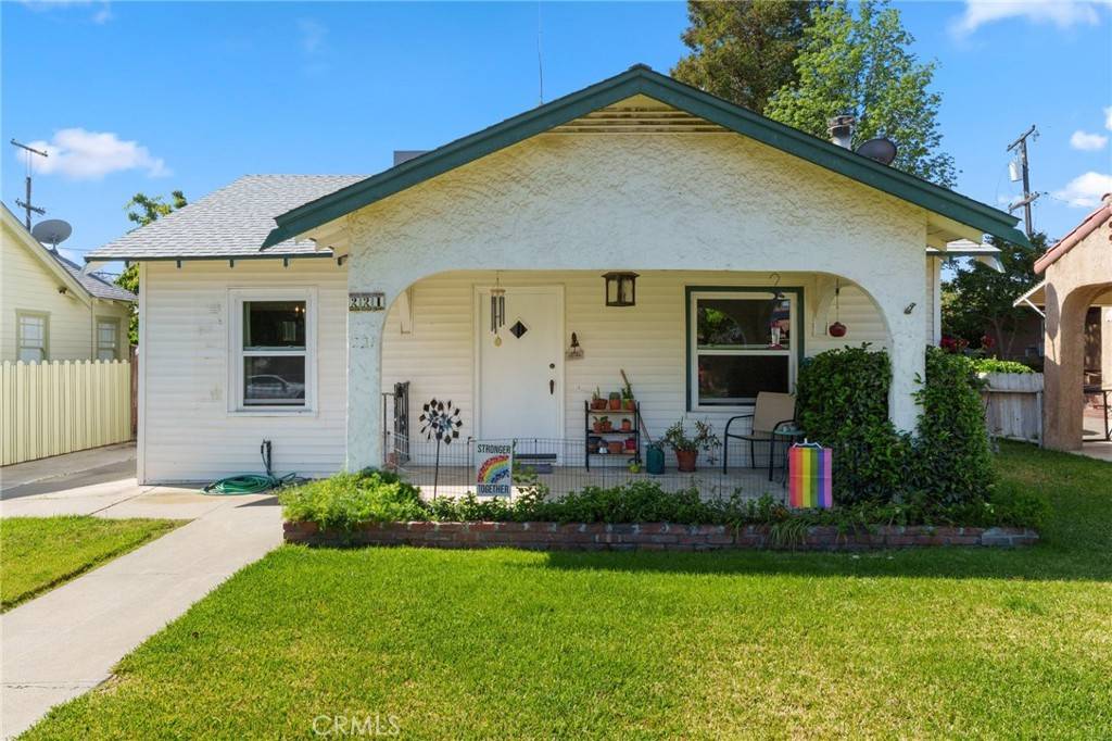 Coalinga, CA 93210,221 College AVE