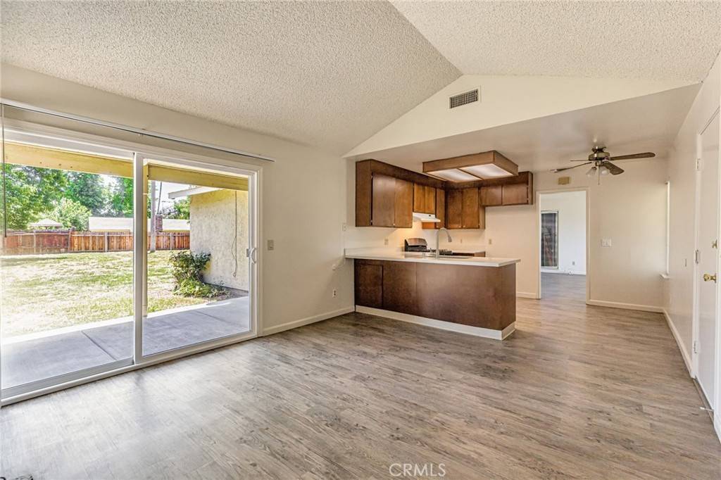 Sacramento, CA 95842,5712 Tupelo DR