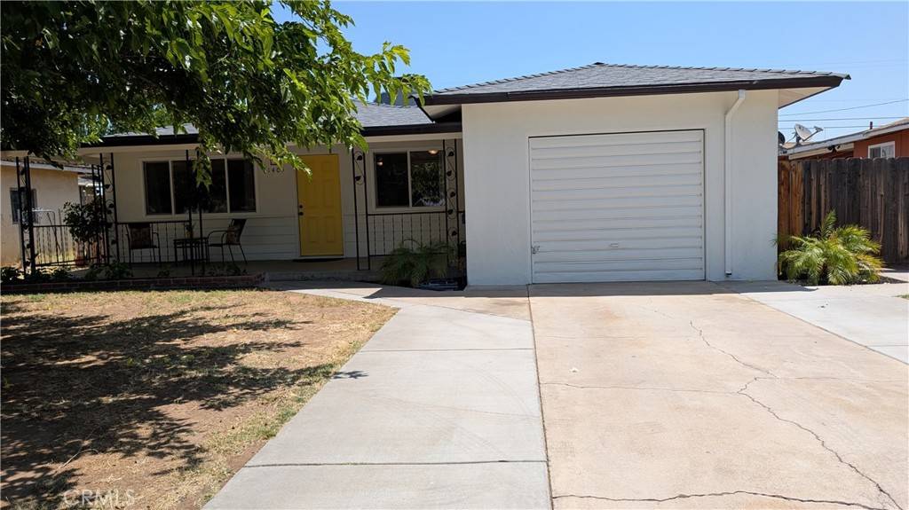 Madera, CA 93638,1405 N Lake ST
