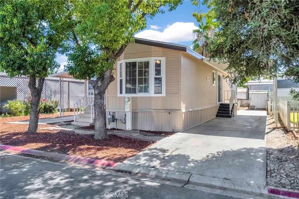 Madera, CA 93628,1218 E Cleveland #103